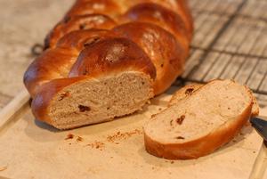 葡萄干辫子面包(面包机和烤箱方子)的做法 步骤6