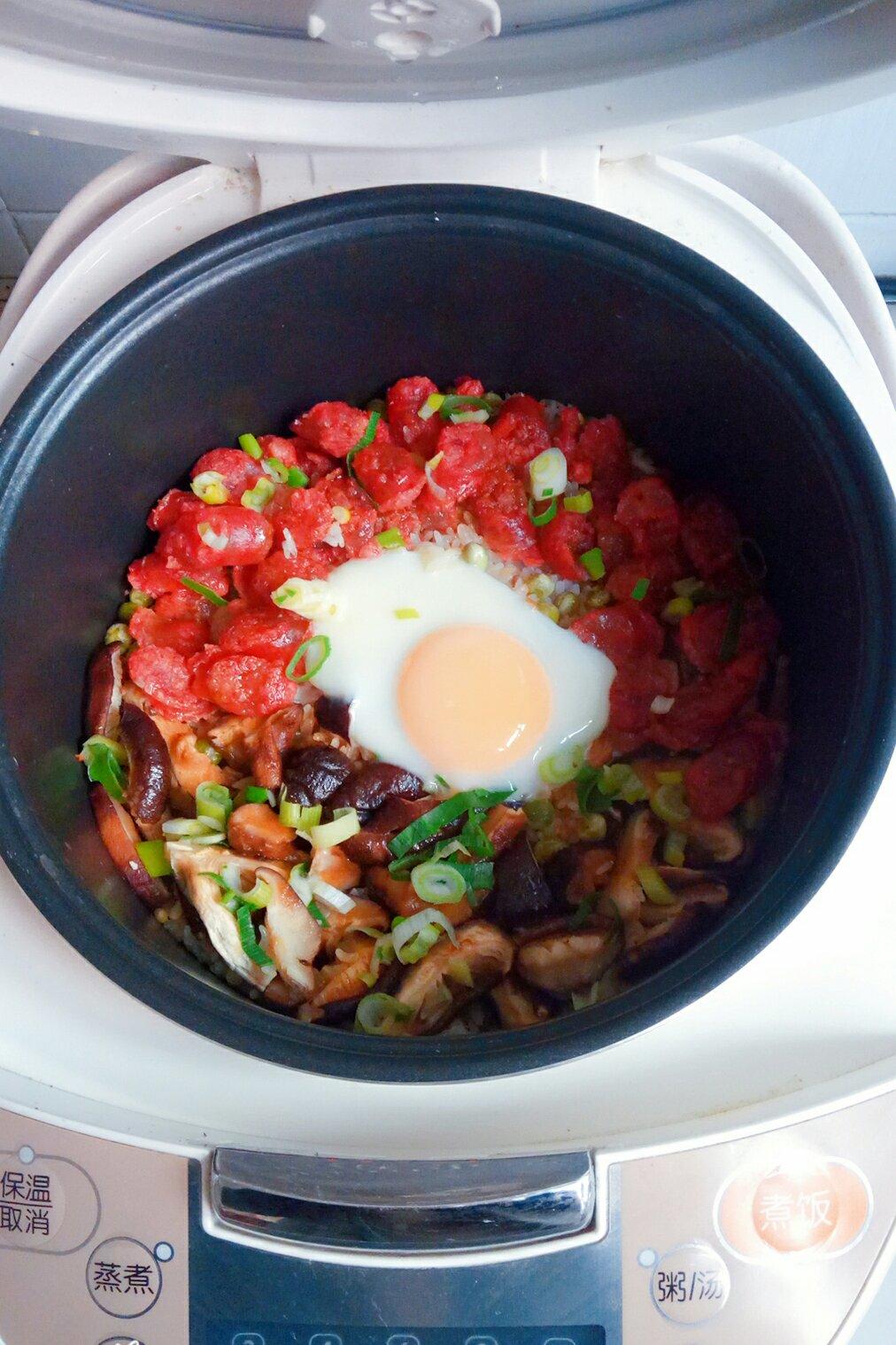 香肠煲仔饭