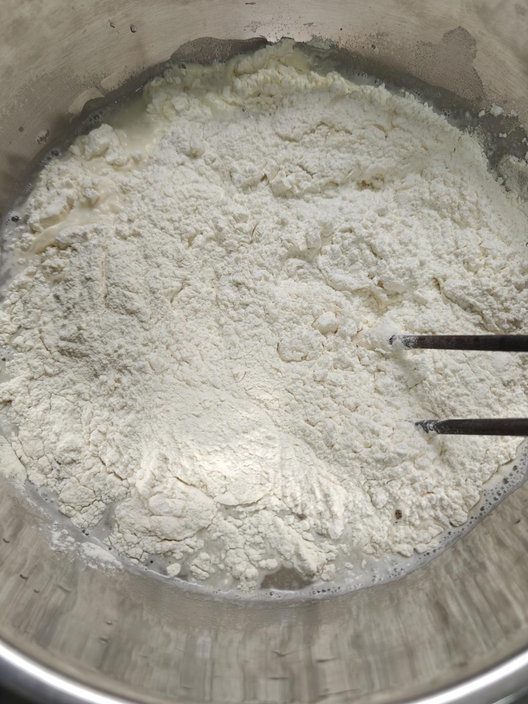 纯奶手撕吐司的做法 步骤1