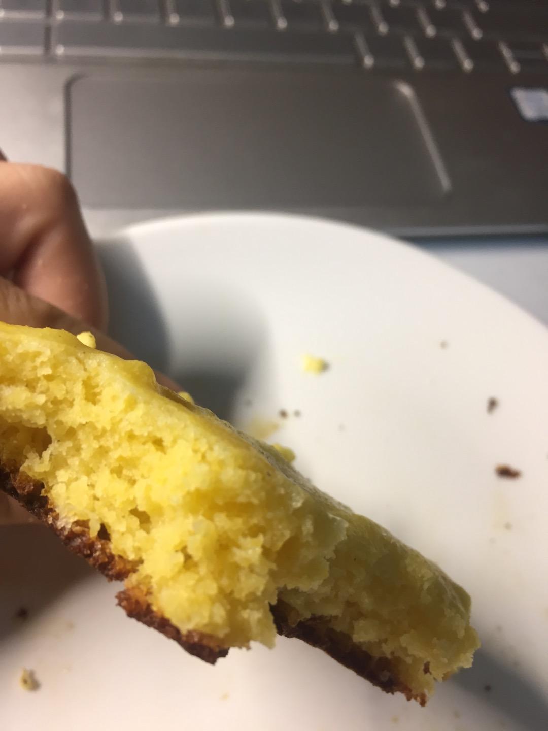 玉米面小饼子