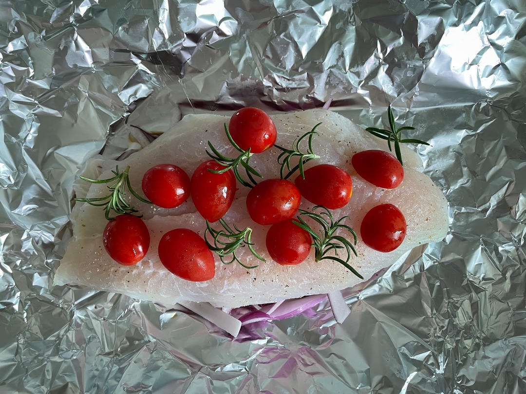 小番茄烤巴沙鱼【5-6月北鼎烤箱食谱】