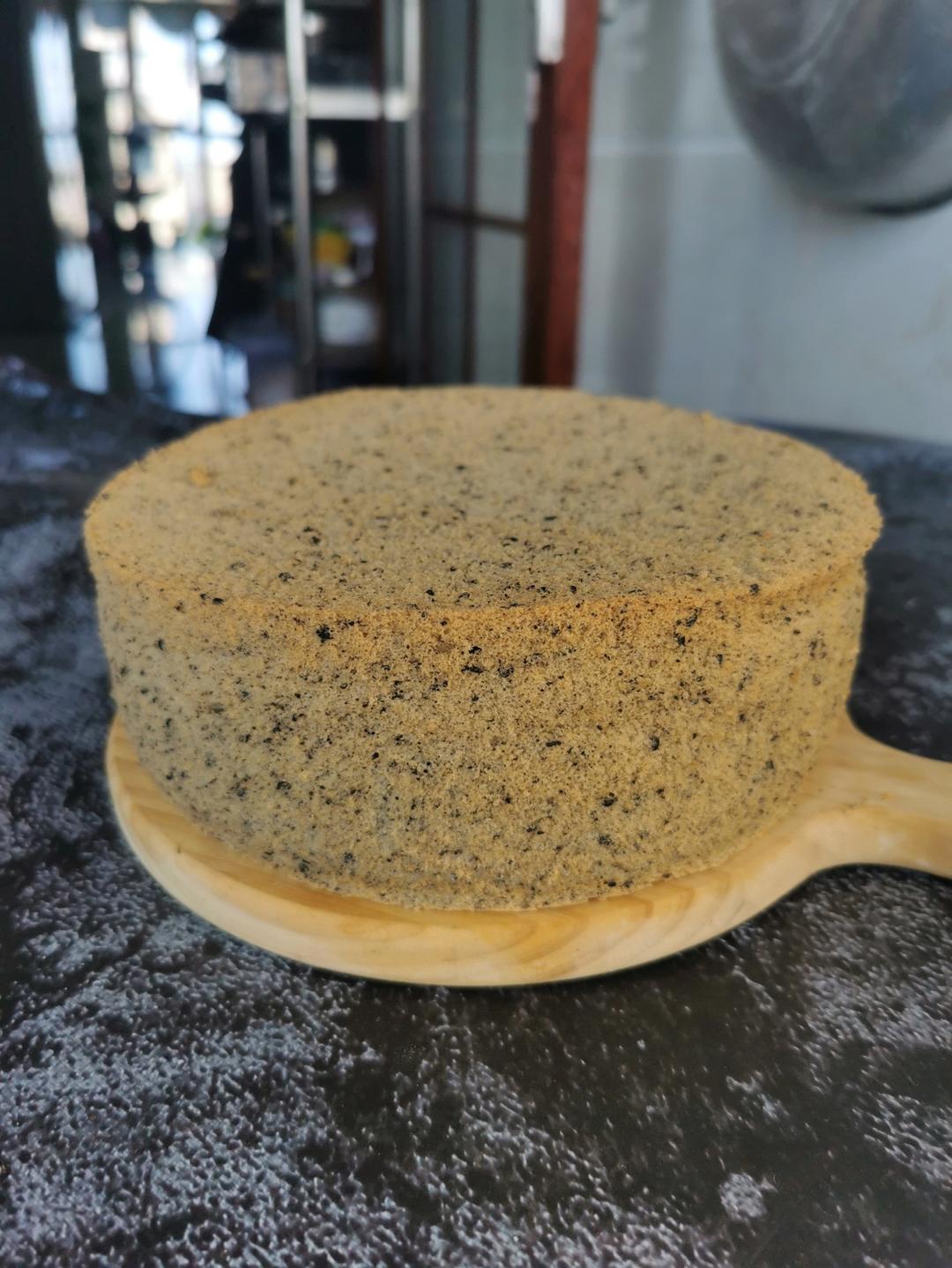 黑芝麻糯米戚风蛋糕