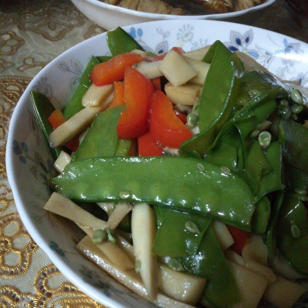 杏鲍菇炒荷兰豆