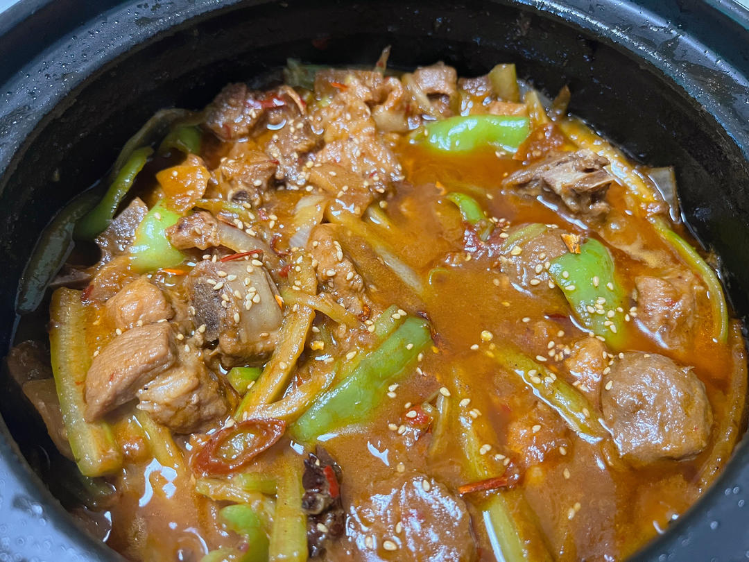 比店里好吃的重庆鸡公煲！