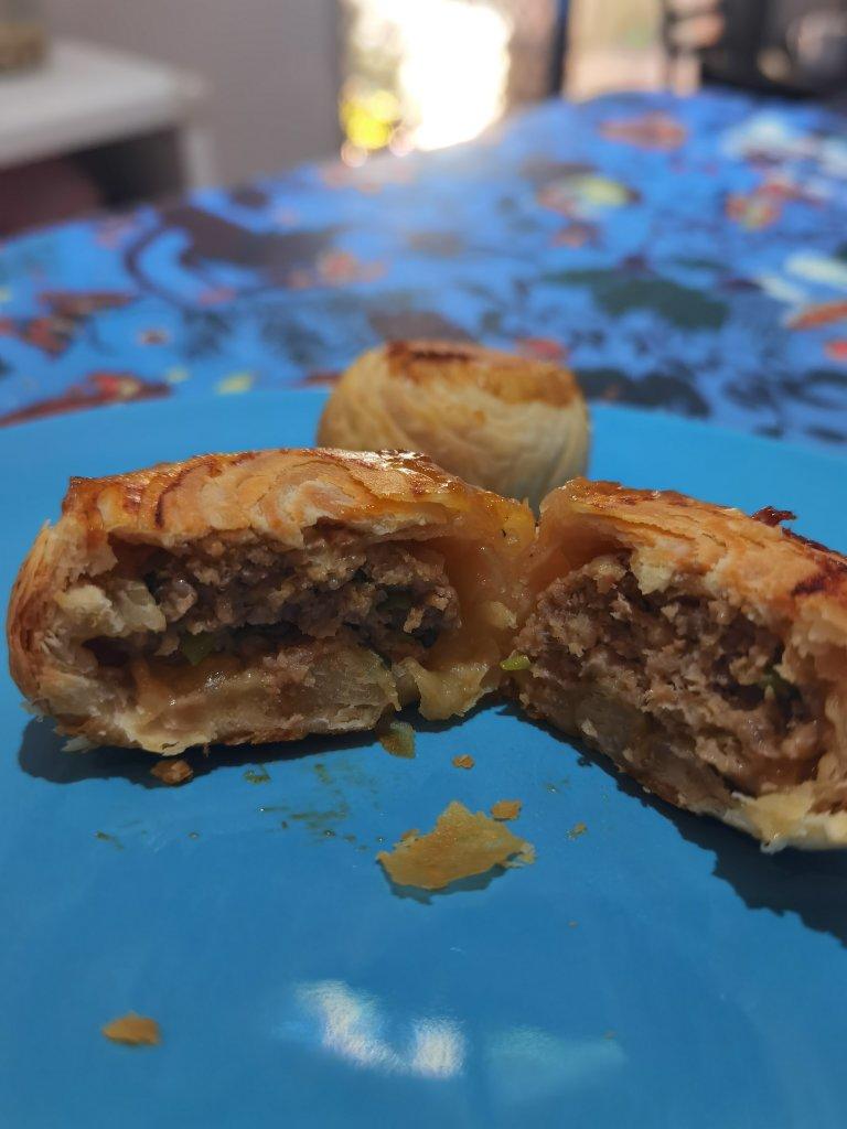 【鲜肉月饼】秋天的第一颗月饼，一口爆汁，酥香掉渣！