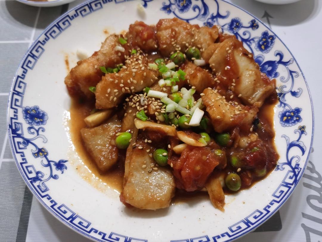 番茄鱼巴沙鱼（也可以用番茄龙利鱼），番茄酱汁超浓郁，营养又下饭！