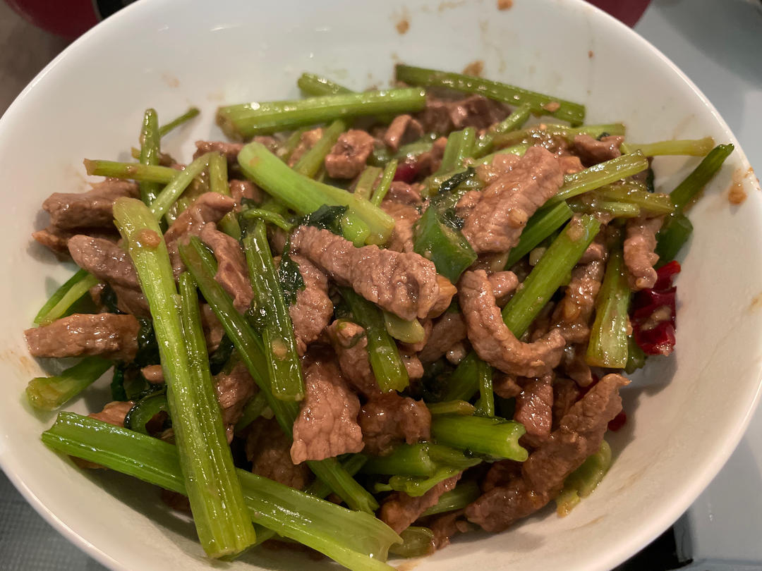 ㊙️家常菜‼️芹菜小炒牛肉‼️牛肉超级嫩滑哟