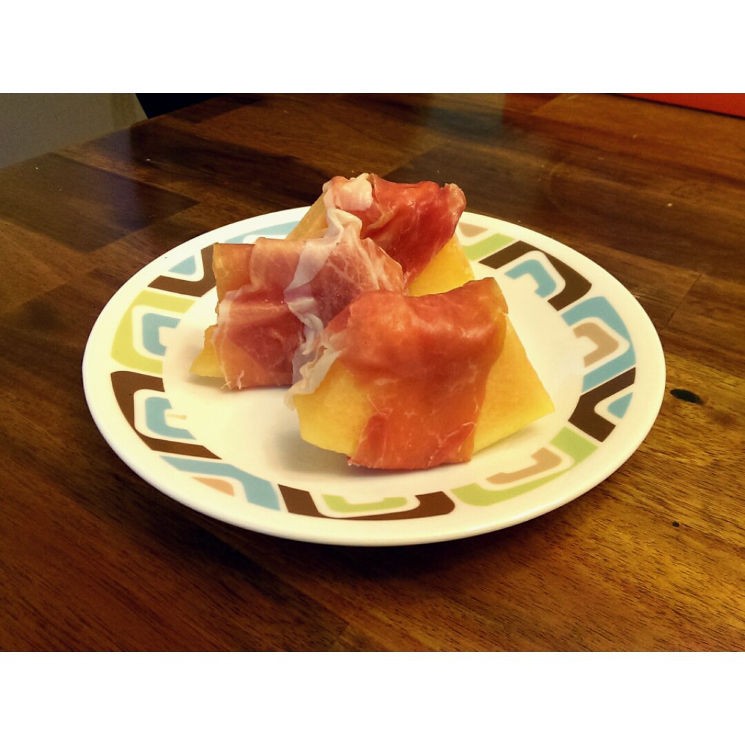 生火腿佐蜜瓜prosciutto crudo con melone