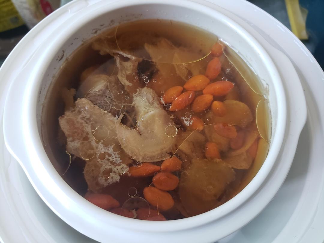 鹿茸人参炖鸡汤 大补气血