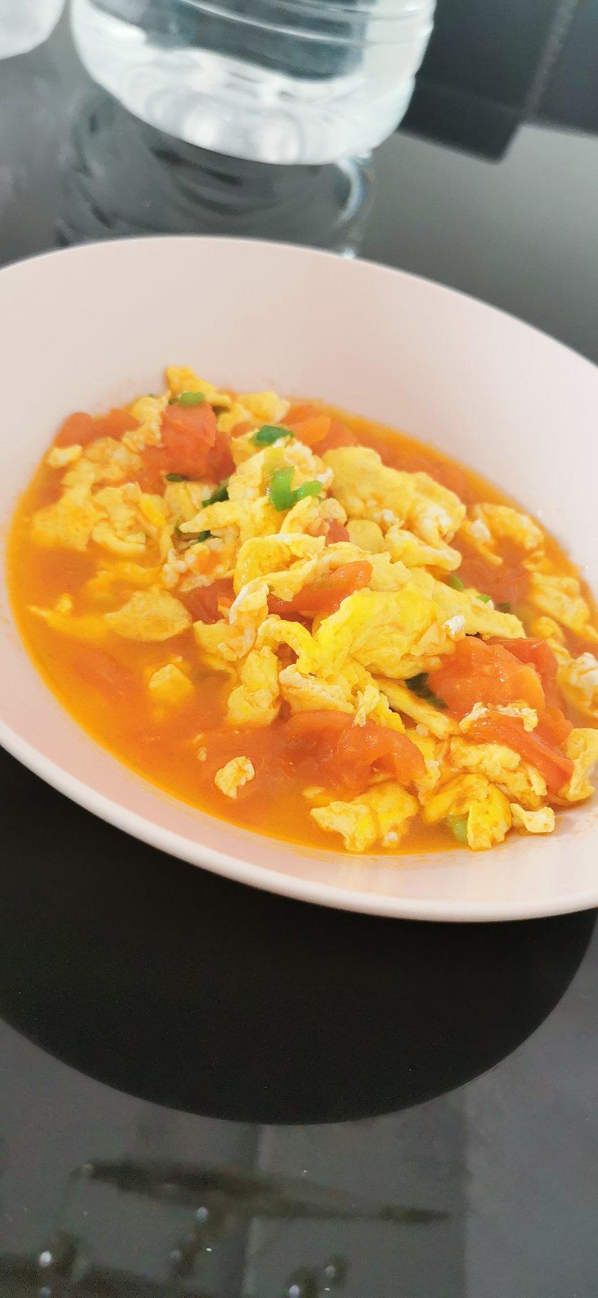 西红柿炒鸡蛋时，多加这一步，鸡蛋香嫩又入味