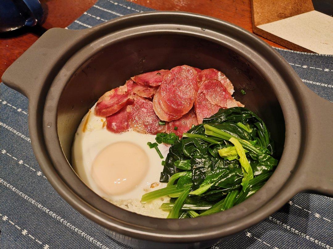 香肠煲仔饭