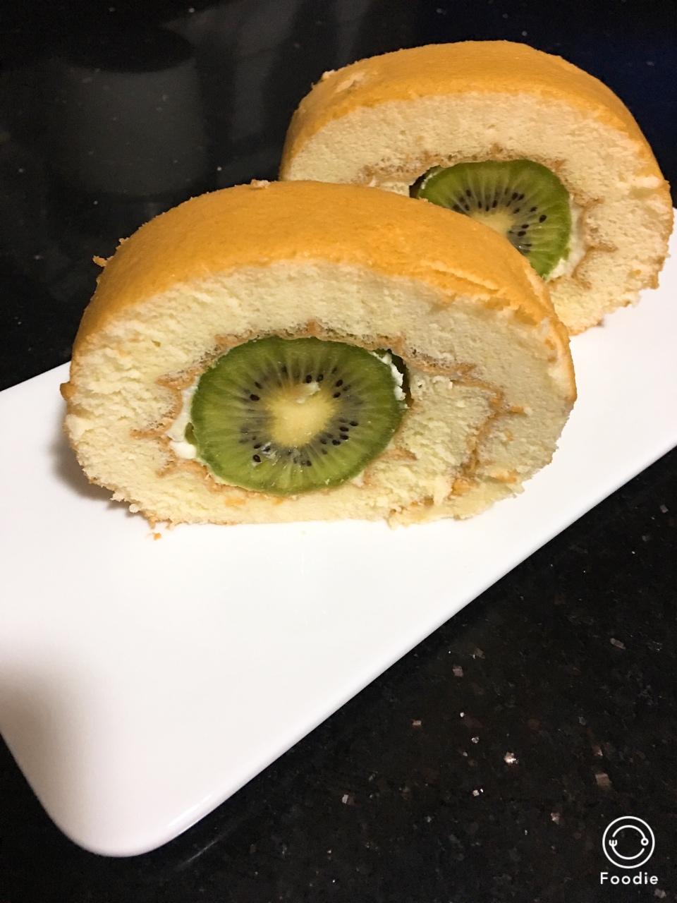 一个猕猴桃卷（蛋糕卷）