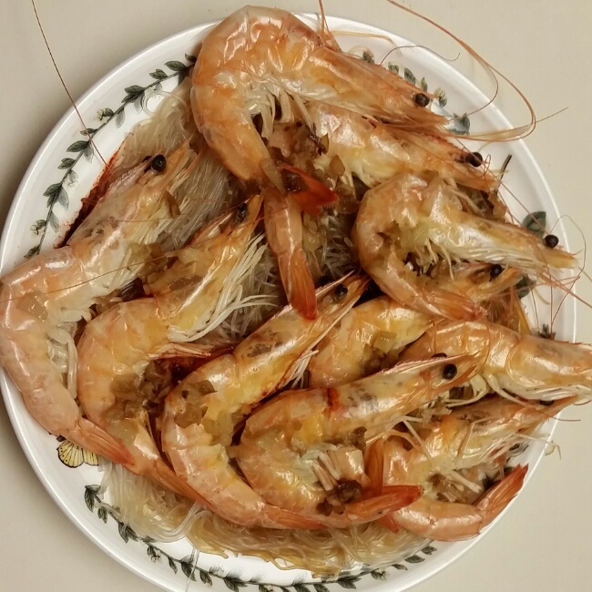 蒜蓉粉丝蒸大虾