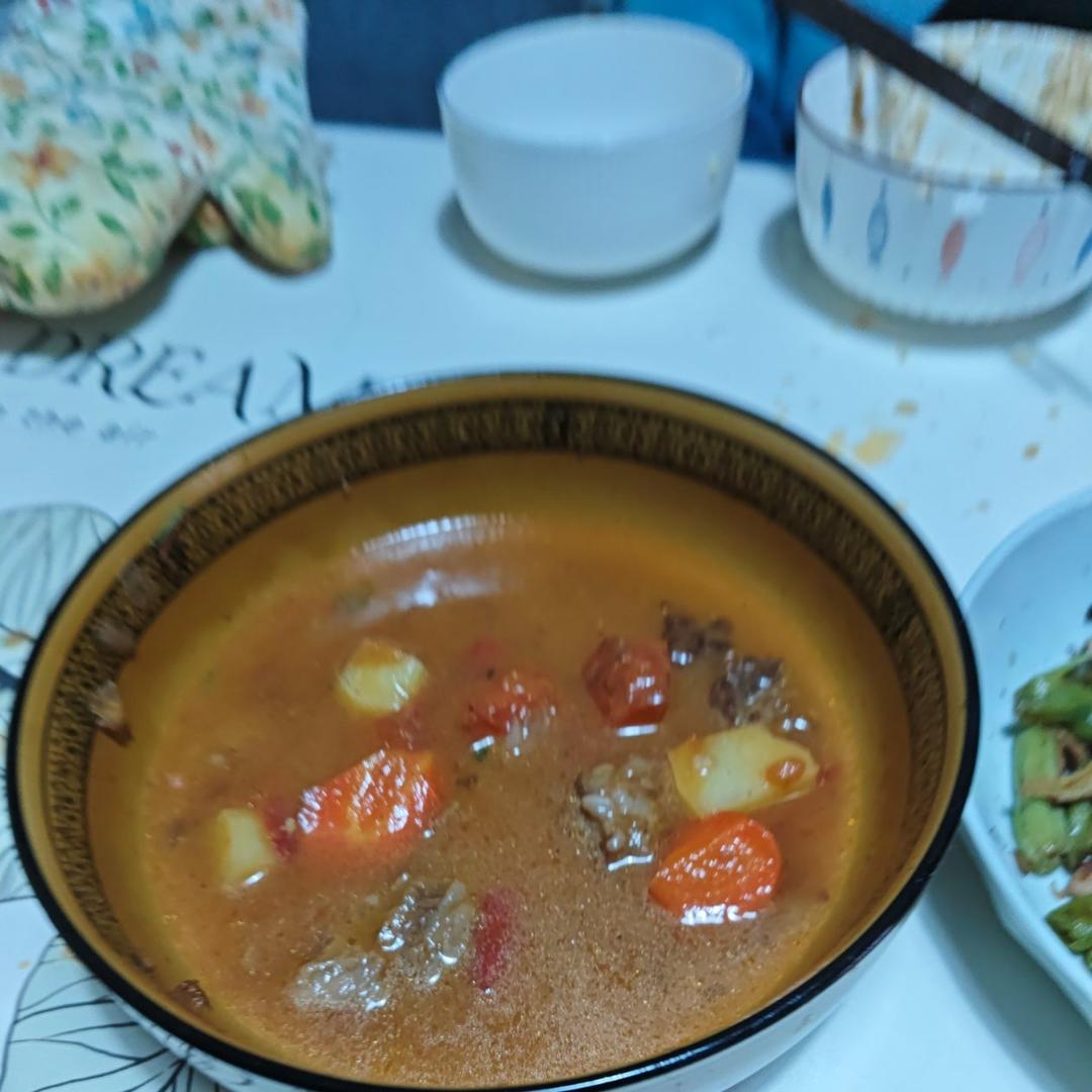 西红柿炖牛腩