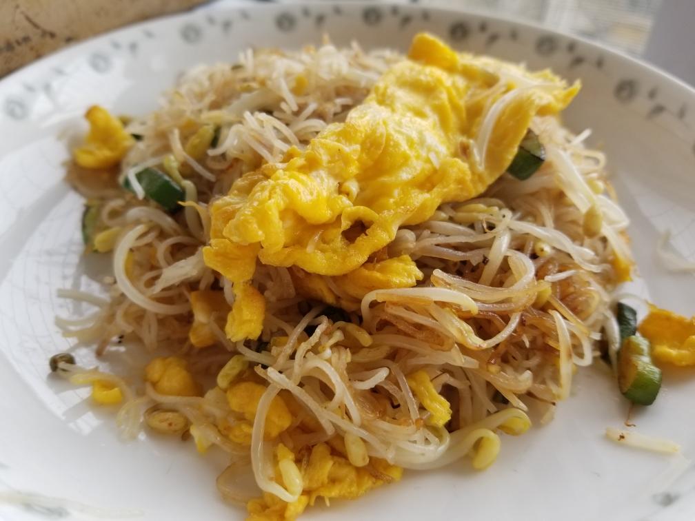 鸡蛋炒米粉，正确泡发干米粉，不碎、不坨、不粘锅、口感Q弹