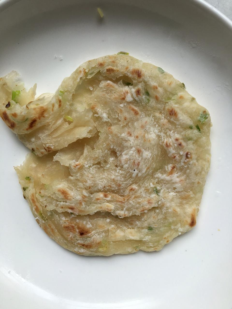 堂妈教你做飘香葱油饼