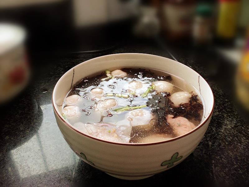 紫菜鱼丸汤的做法