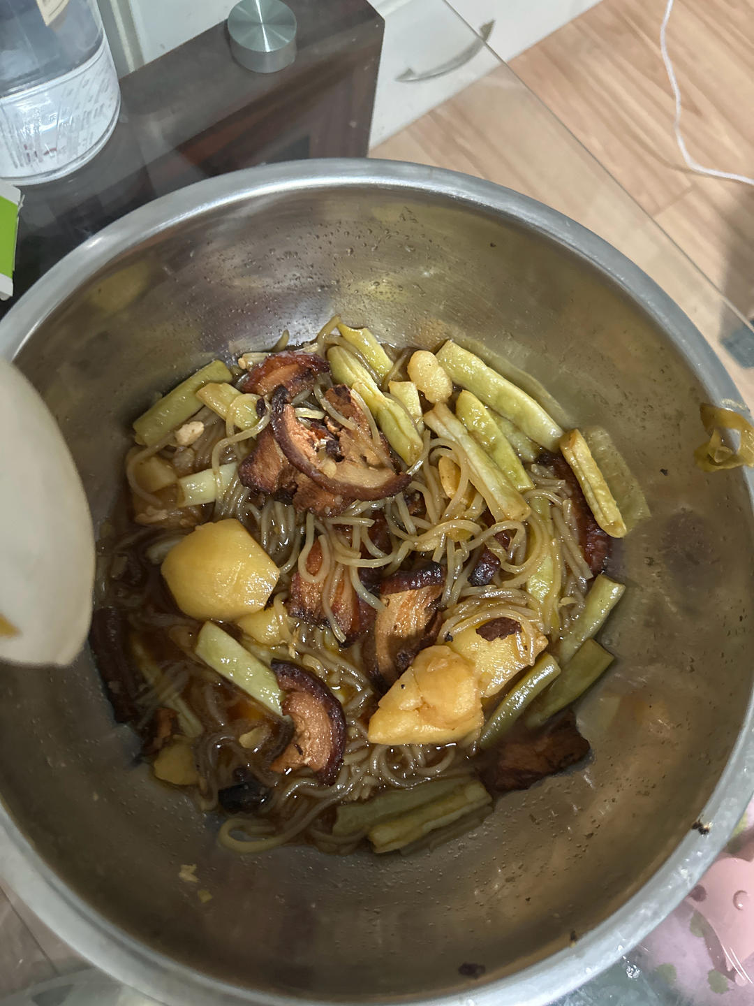 土豆炖肉豆角粉条（东北版）