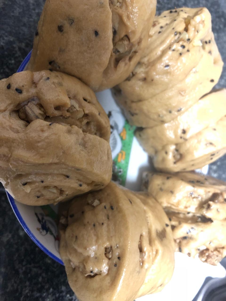 有料的红糖馒头（土豪包）