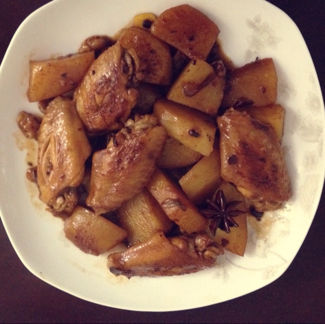 土豆炖鸡翅（快手零失败）