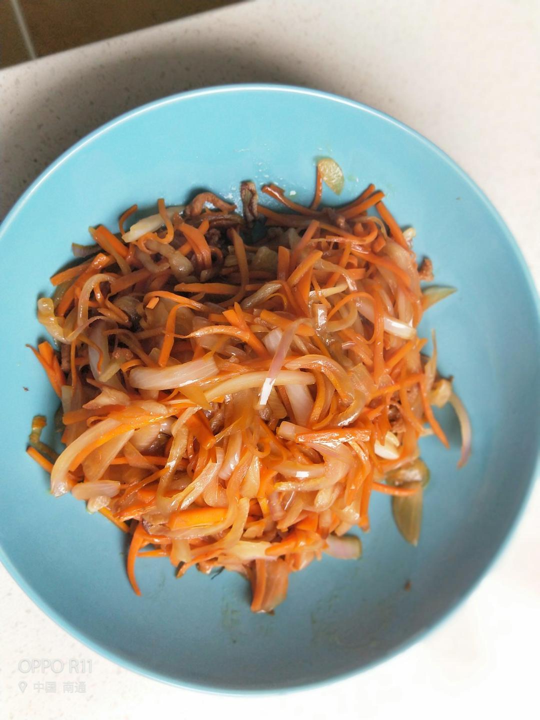朴素的胡萝卜炒洋葱