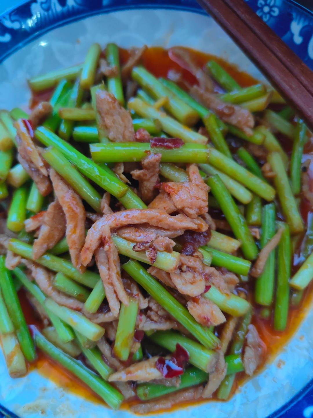 蒜薹炒肉丝