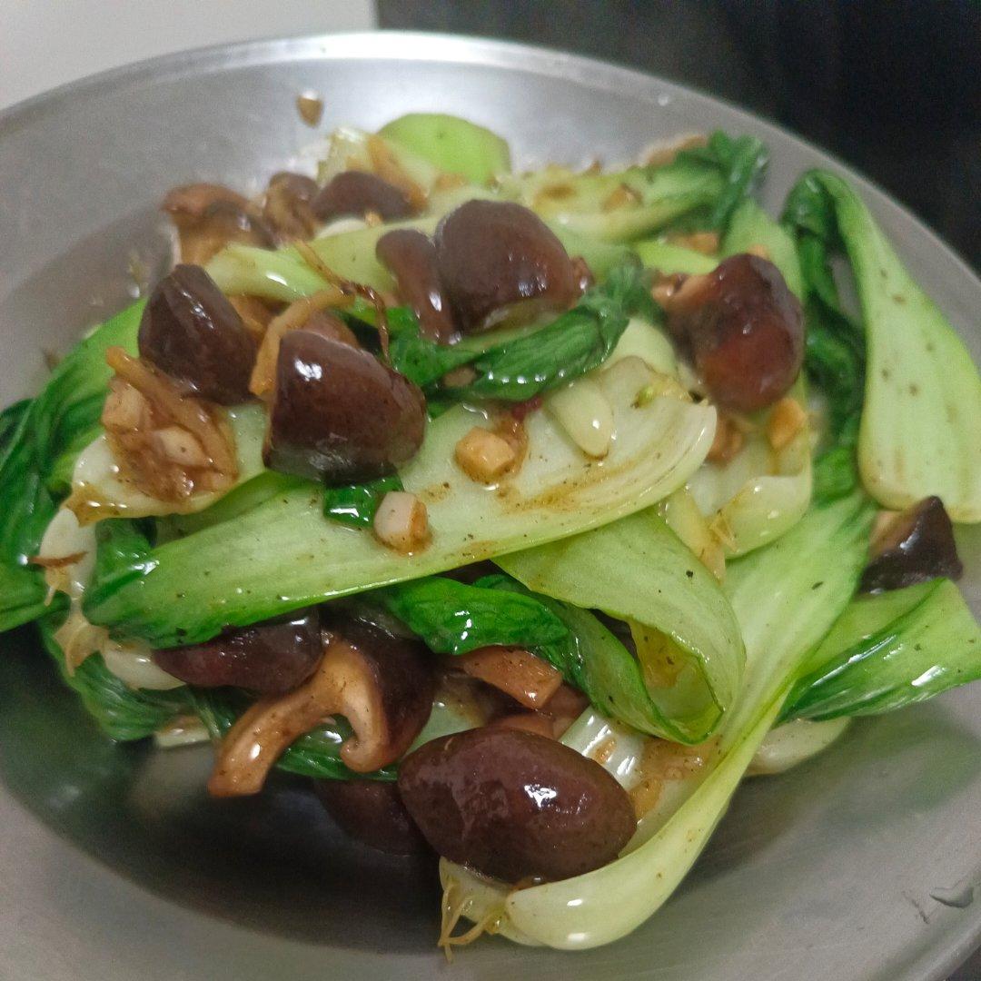香菇油菜（简单快手）