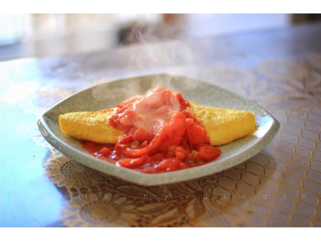 蛋包饭—高逼格的西红柿鸡蛋饭（附做蛋皮的小技巧）的做法