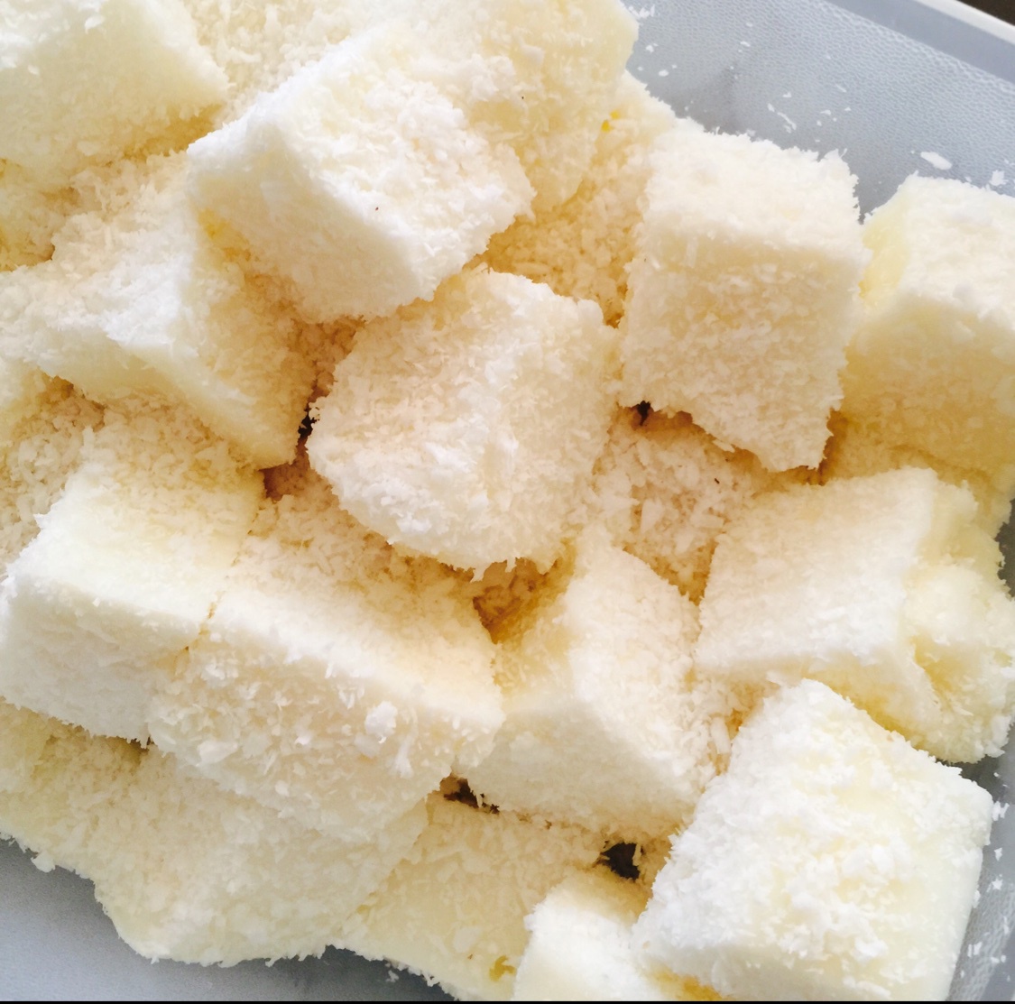 椰蓉牛奶小方