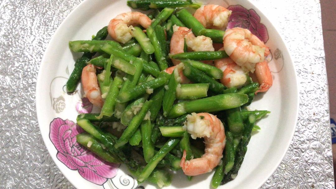 清炒芦笋虾仁