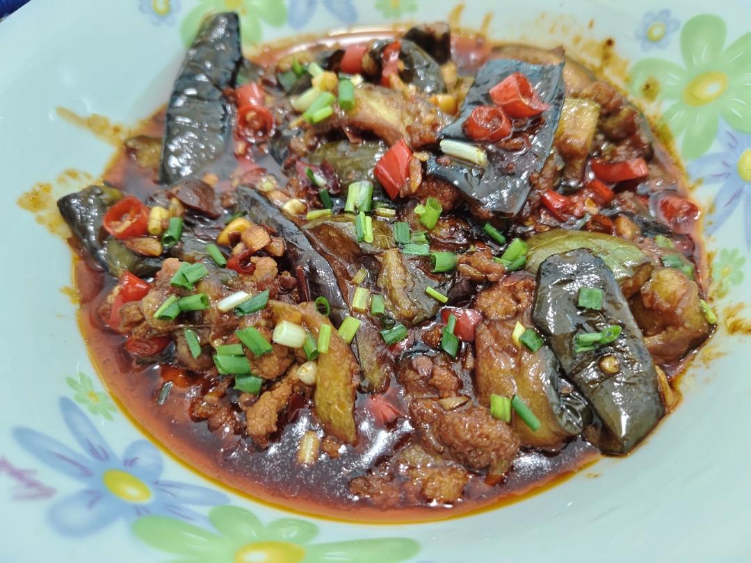 开胃下饭菜！巨简单的家常鱼香茄子煲