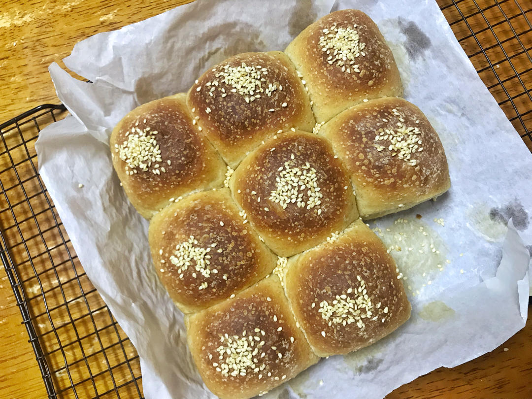 【北鼎烤箱食谱】一次冷藏发酵黑芝麻豆乳小餐包