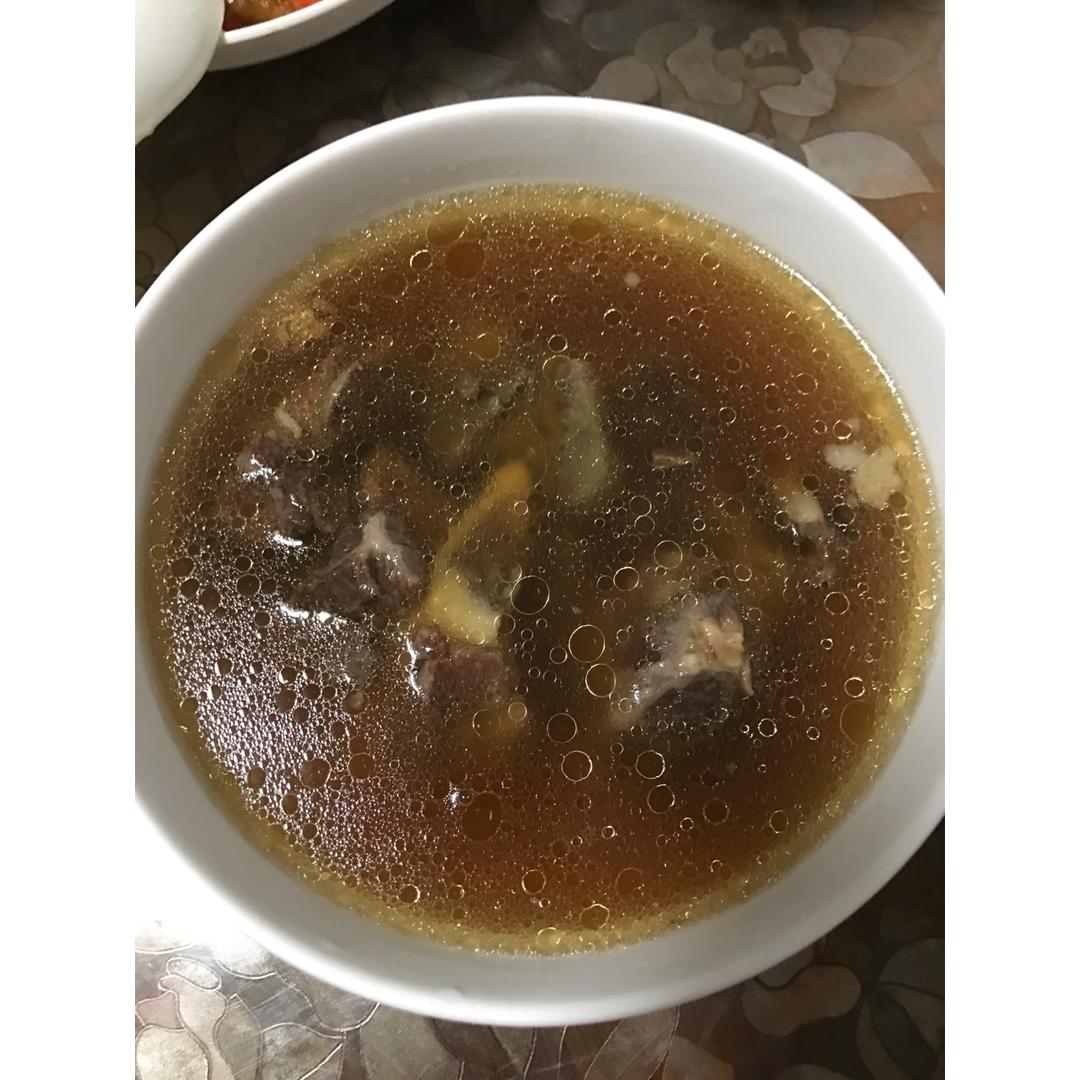 御寒暖胃牛排汤