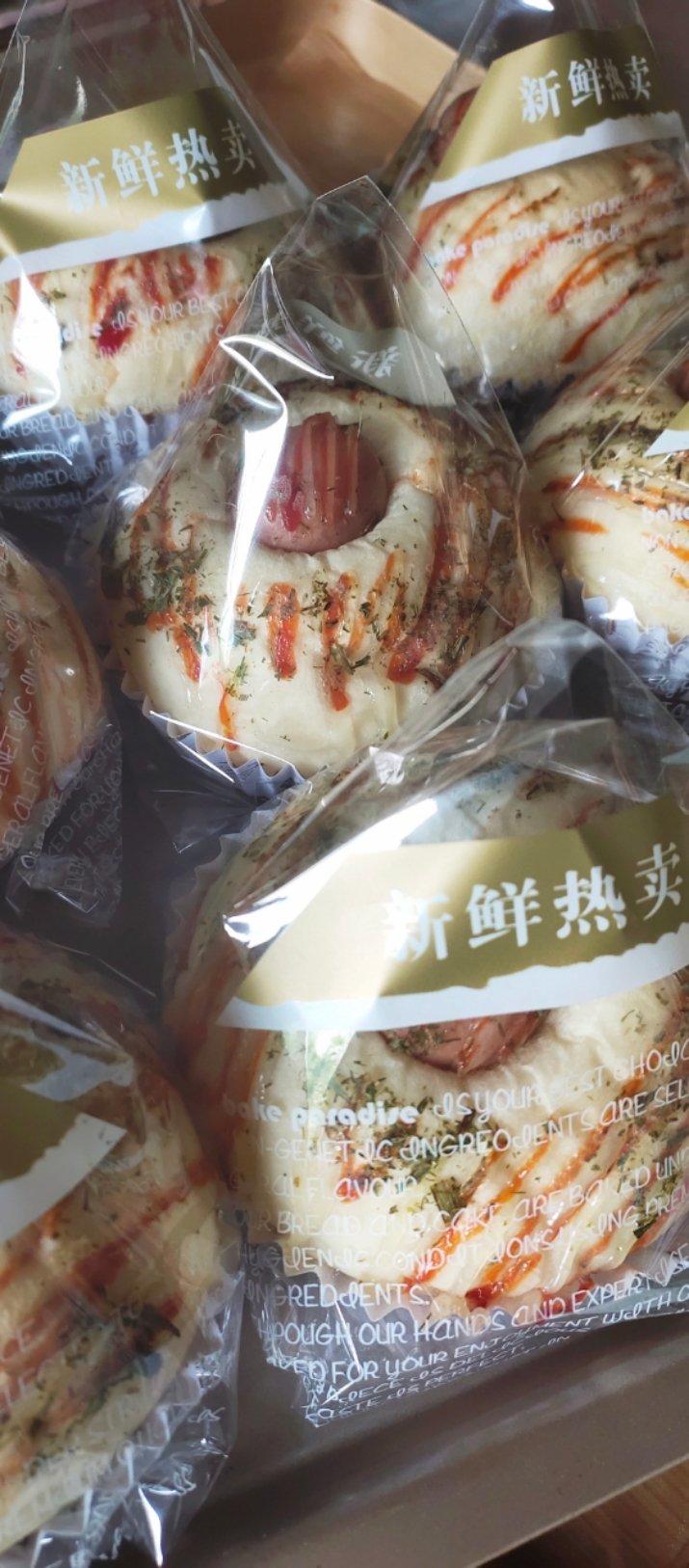 一口肠芝士包