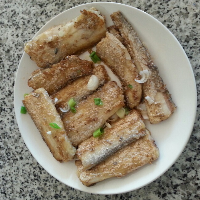 香煎带鱼