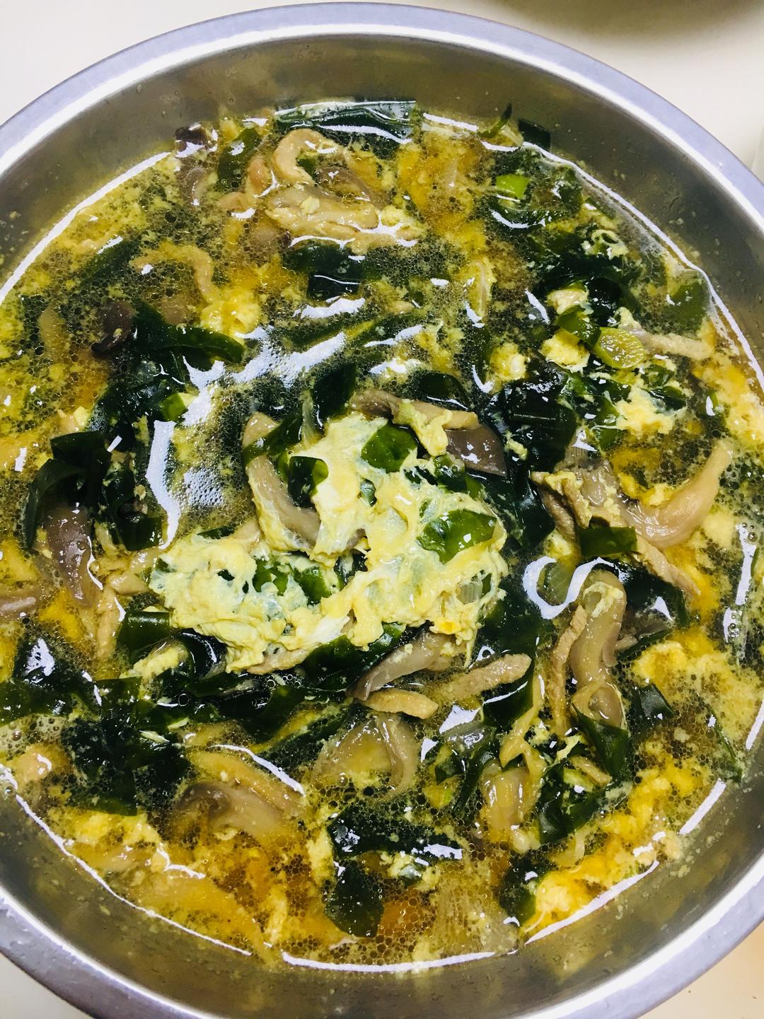 海带蘑菇汤的做法