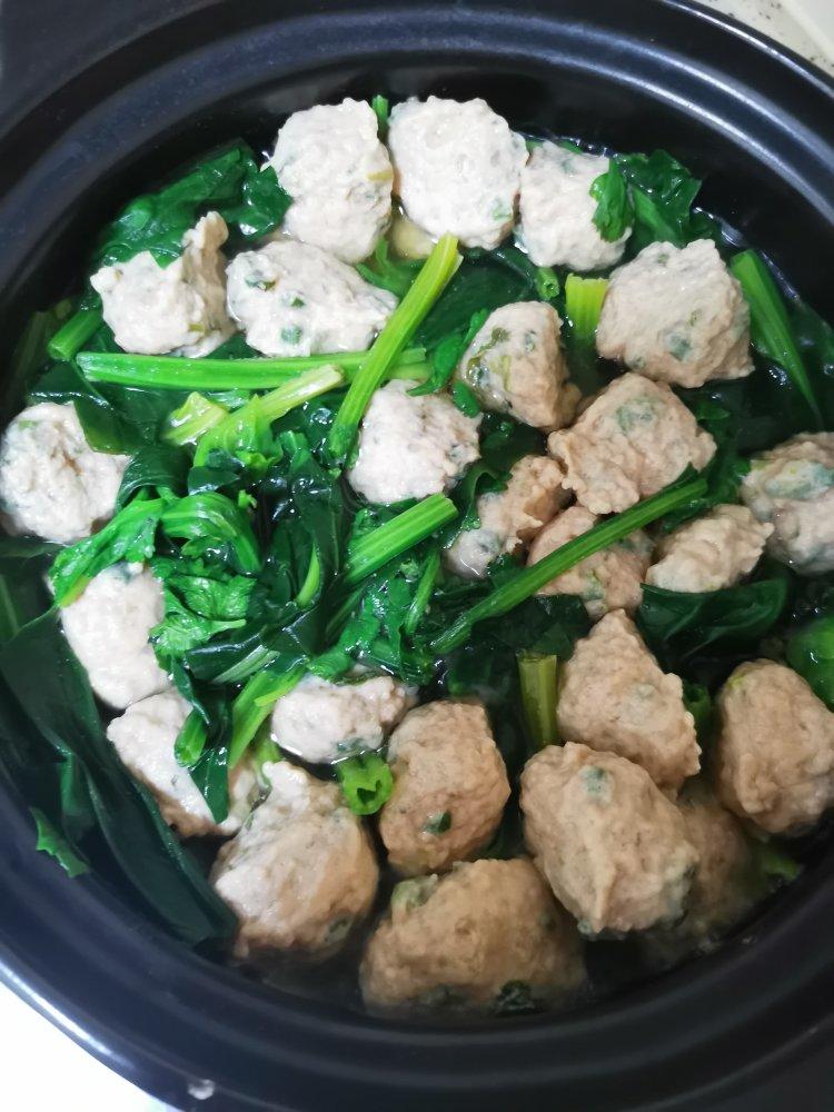 菠菜丸子汤