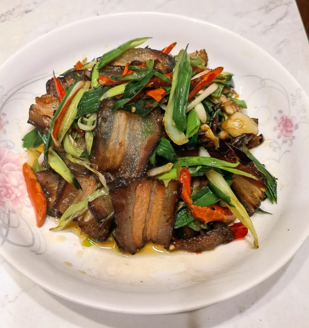 蒜苗炒腊肉
