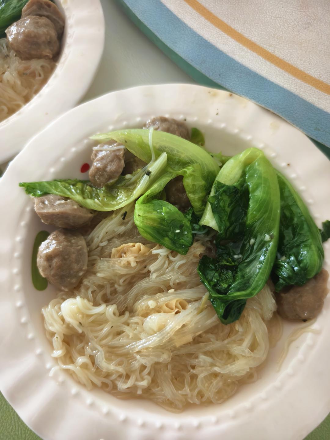 牛肉丸粉丝汤