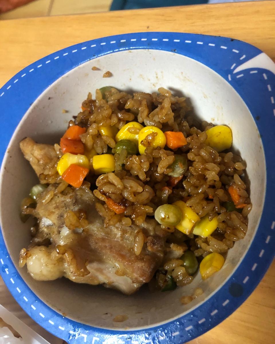 【排骨焖饭】