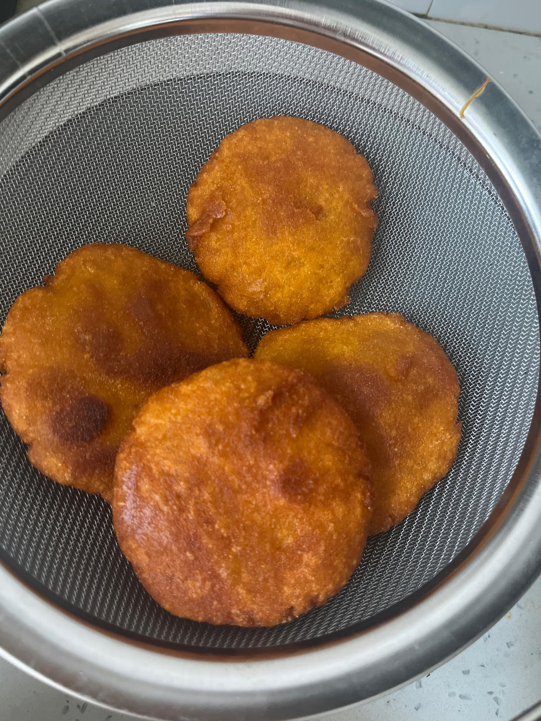 消耗南瓜神仙吃法——南瓜饼做成空心才好吃！