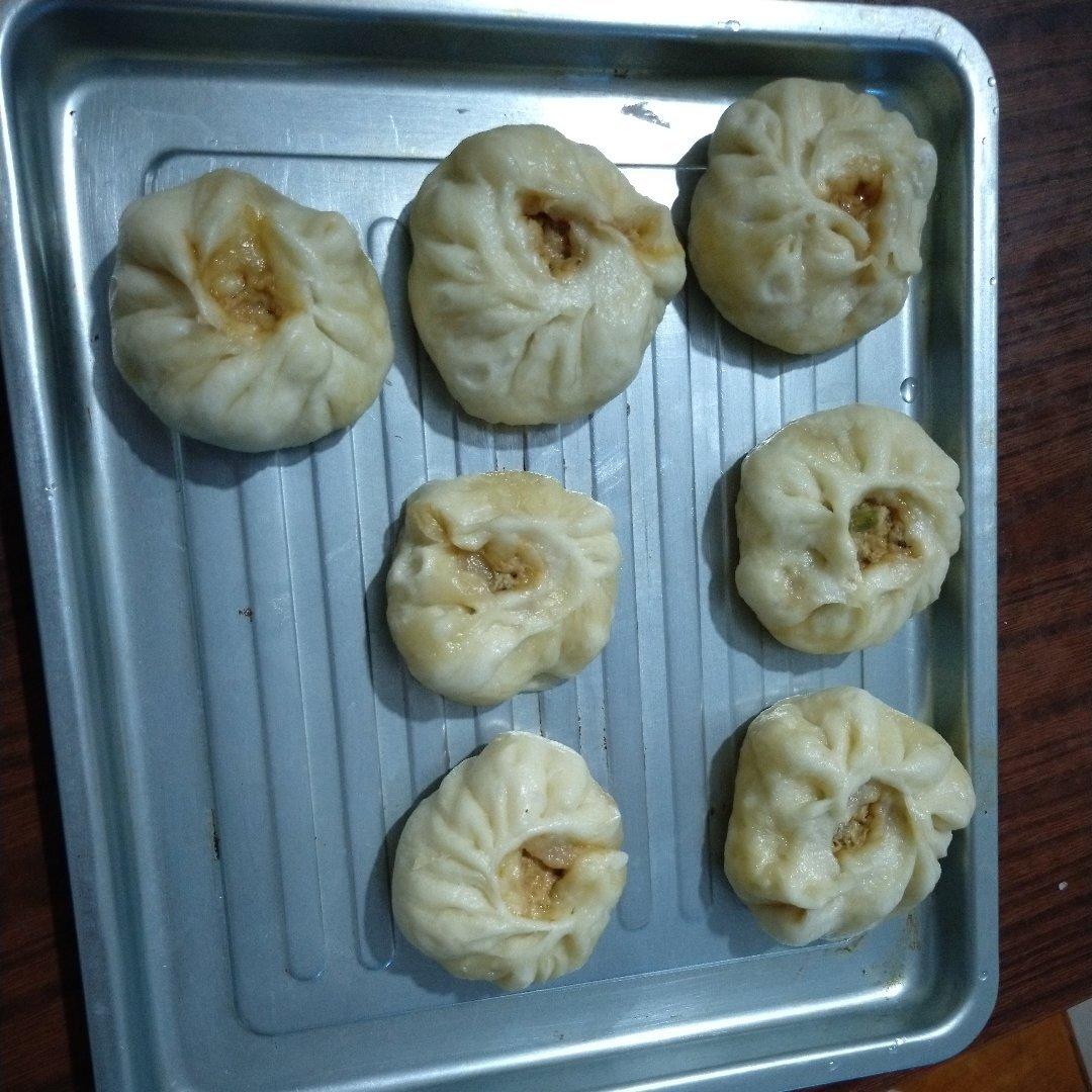 猪肉香菇包子
