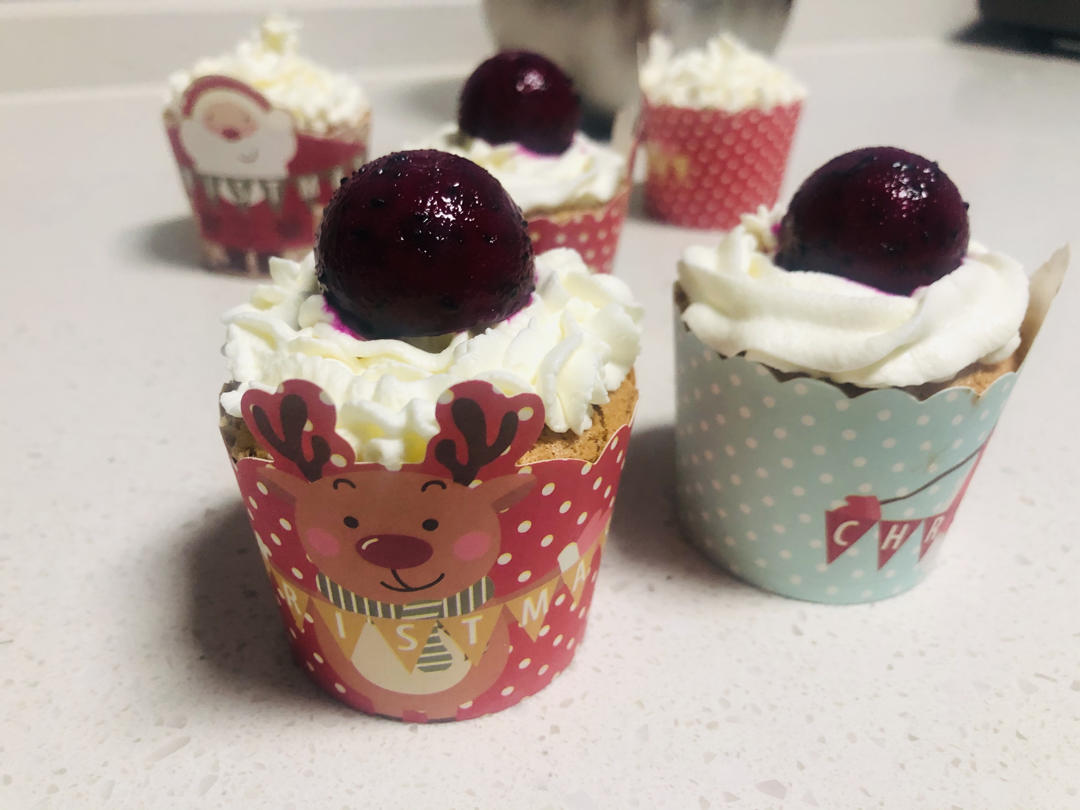 纸杯蛋糕 8寸戚风蛋糕的量