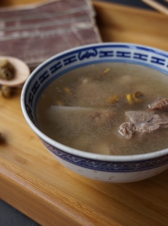 海马瘦肉石斛汤---增高汤的做法