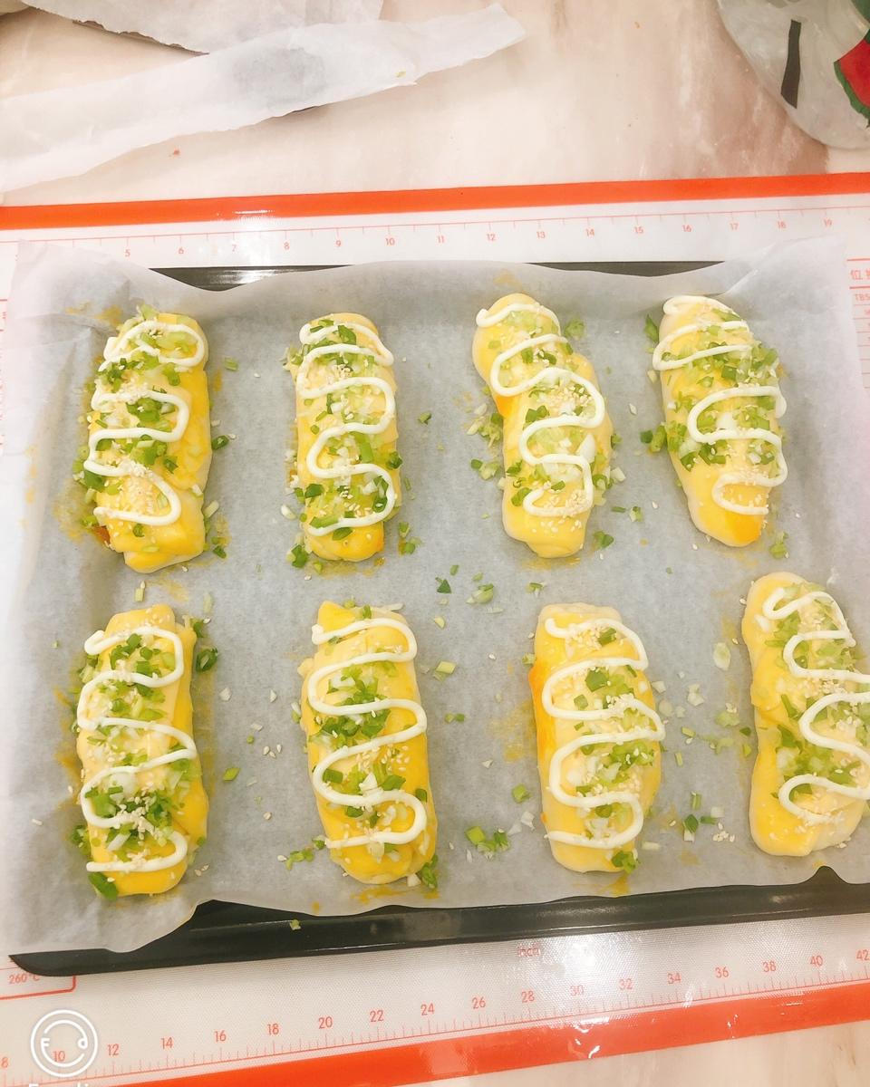 芝士火腿沙拉面包