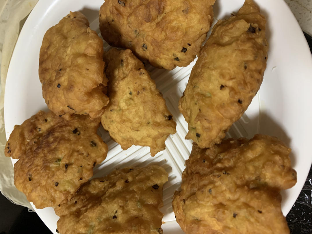 早餐店炸葱油饼 外酥里软 葱香味十足 附细节视频详解