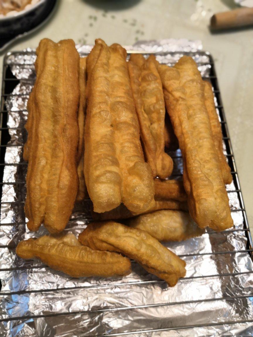在家做✌️最简单的油条‼️蓬松香脆😋健康好吃