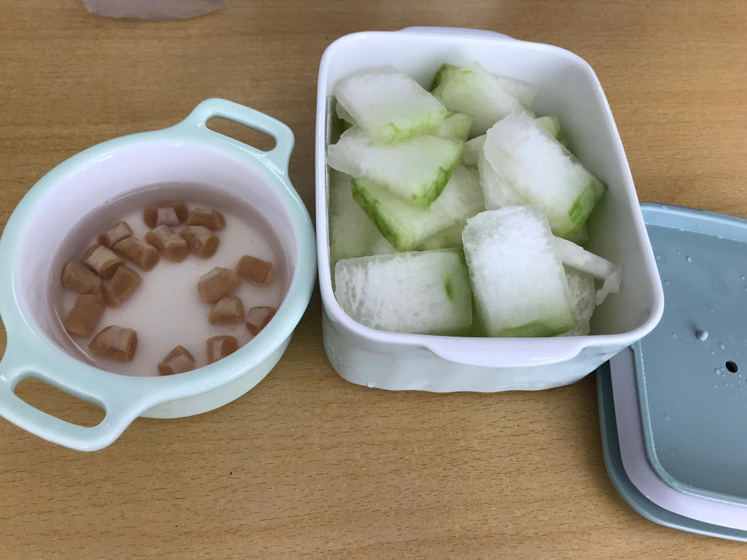 莲藕花生猪蹄汤【11月北鼎养生壶食谱】