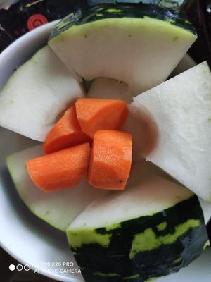 冬瓜薏米汤的做法 步骤2