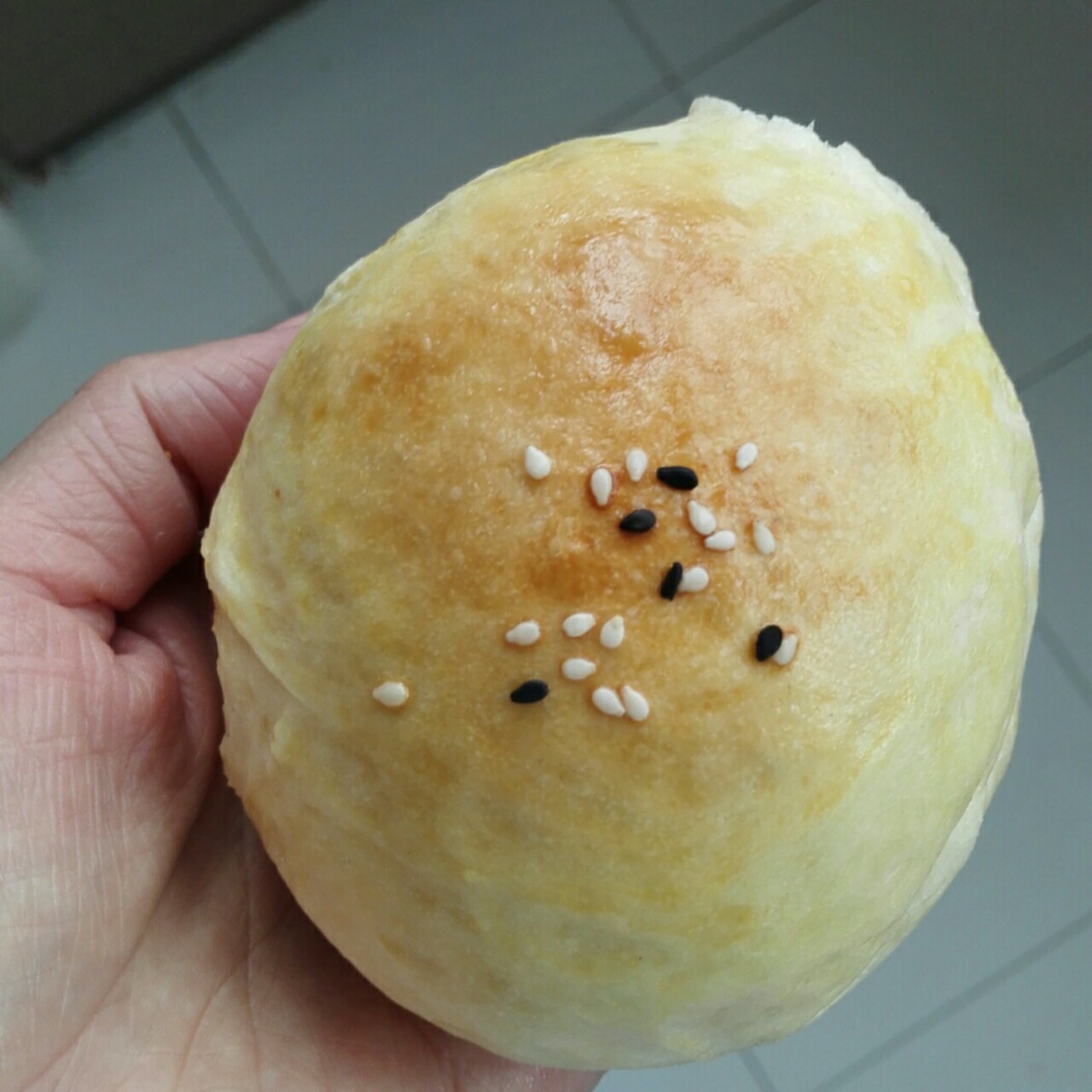 椰蓉奶酥面包